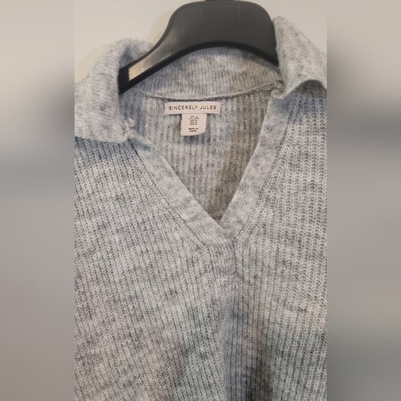 Sincerely Jules Sweater Women Small Size gray NWT - Picture 2 of 6